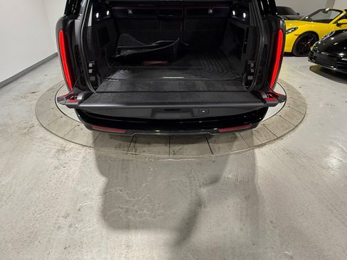 Used 2024 Land Rover Range Rover Long Wheelbase Autobiography image 28