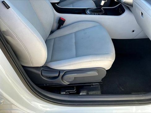 Used 2024 Hyundai Kona SEL AWD/4WD image 34