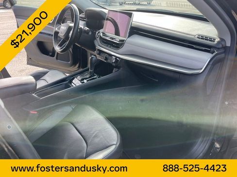 Used 2022 Jeep Compass Limited w/ Elite Group image 23