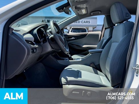 Used 2024 Chevrolet Malibu LT FWD image 9
