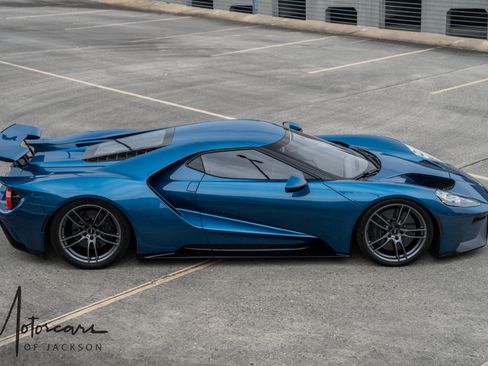 Used 2020 Ford GT image 8