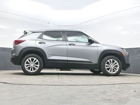 Used 2023 Chevrolet TrailBlazer LS image 24