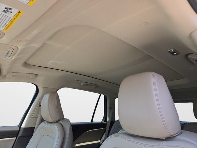 Used 2022 Lincoln Aviator Reserve w/ Elements Package Plus AWD/4WD image 18