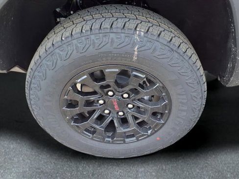 New 2026 GMC Canyon Elevation w/ Convenience Package image 27