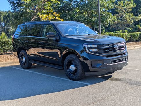 New 2025 Ford Expedition XL image 2