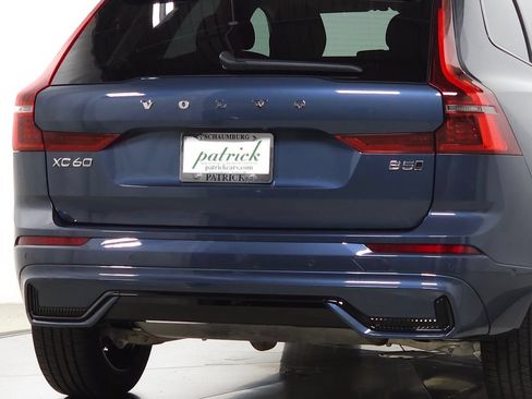 Certified 2026 Volvo XC60 B5 Plus w/ Climate Package AWD/4WD image 10