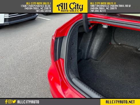 Used 2012 Volkswagen Jetta TDI image 32