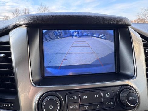 Used 2018 Chevrolet Tahoe LS image 25