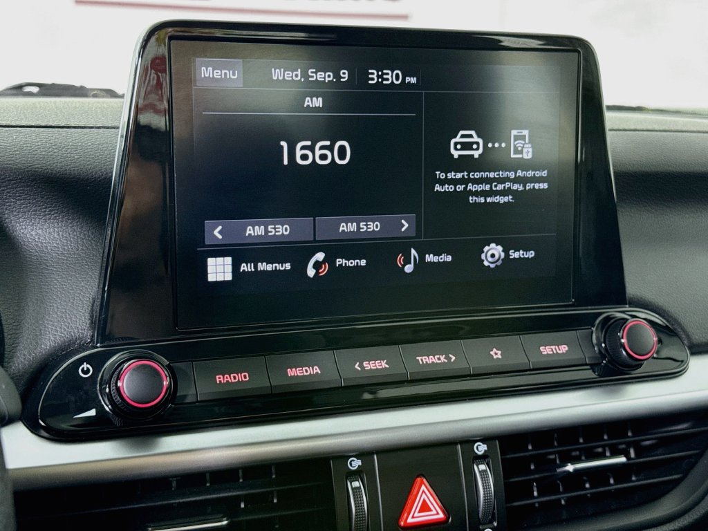 Used 2024 Kia Forte LXS w/ LXS Technology Package FWD image 7