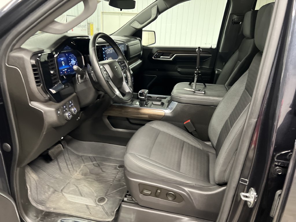 Certified 2023 Chevrolet Silverado 1500 RST w/ LPO, Liner Protection Package AWD/4WD image 13