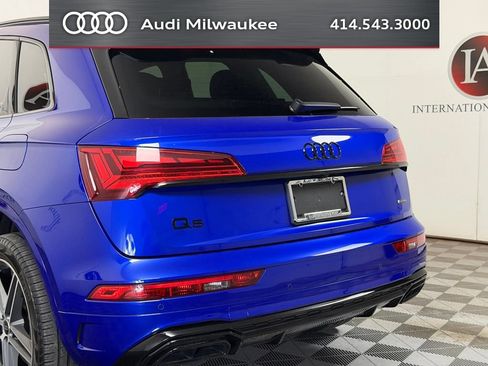Used 2024 Audi Q5 e Premium Plus w/ Premium Plus Package AWD/4WD image 10