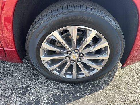 Used 2023 Chevrolet Traverse Premier w/ LPO, Floor Liner Package FWD image 12