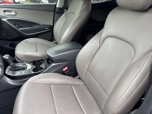 Used 2018 Hyundai Santa Fe Sport w/ 2.4L Tech Package 04 FWD image 18