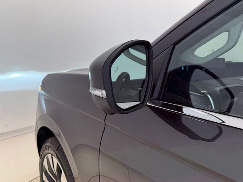 Used 2025 Ford Expedition Platinum w/ Driver's Package image 21