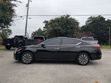 Used 2024 Nissan Altima 2.5 SV image 6
