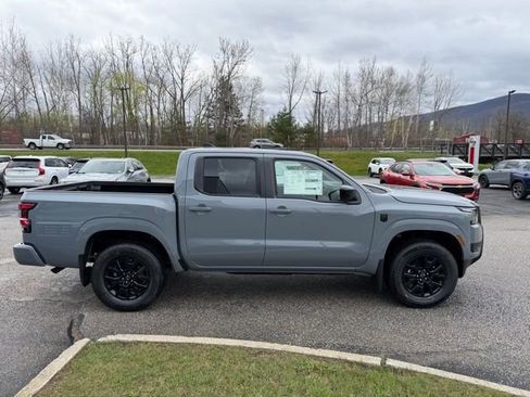New 2026 Nissan Frontier SV AWD/4WD image 6