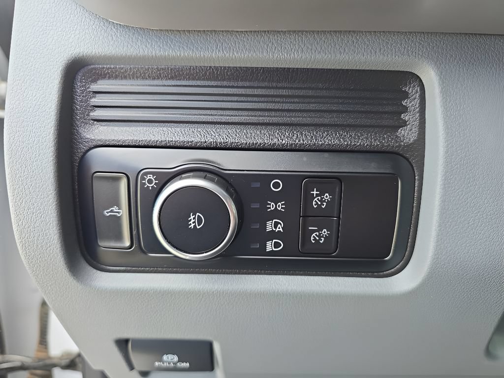Used 2024 Ford F250 XLT AWD/4WD image 14