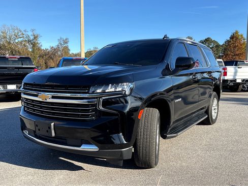 Used 2024 Chevrolet Tahoe LT image 3
