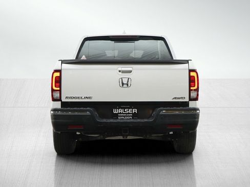 Used 2020 Honda Ridgeline RTL-E image 4