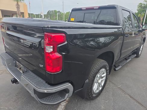 Used 2023 Chevrolet Silverado 1500 LT w/ Z71 Off-Road Package image 6