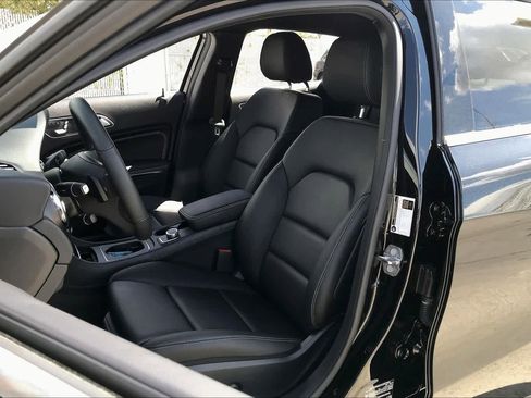 Certified 2019 Mercedes-Benz GLA 250 image 20
