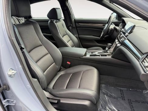 Used 2022 Honda Accord Sport image 15