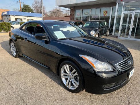 Used 2009 INFINITI G37 Sport w/ Premium Pkg image 4