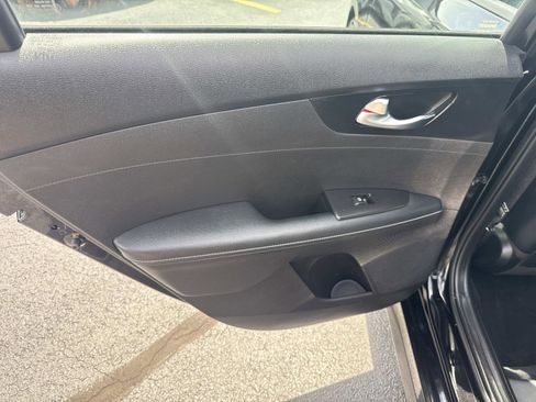Used 2023 Kia Forte GT-Line FWD image 18
