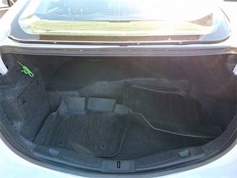 Used 2020 Ford Fusion SE image 29