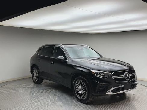 Used 2023 Mercedes-Benz GLC 300 4MATIC image 8