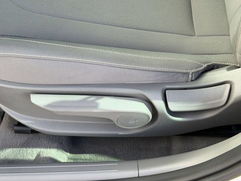 Used 2021 Hyundai Elantra SEL w/ Convenience Package FWD image 14