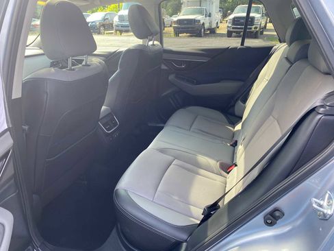 Used 2022 Subaru Outback Limited w/ Popular Package #2 image 11