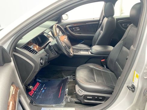 Used 2018 Ford Taurus Limited AWD/4WD image 14