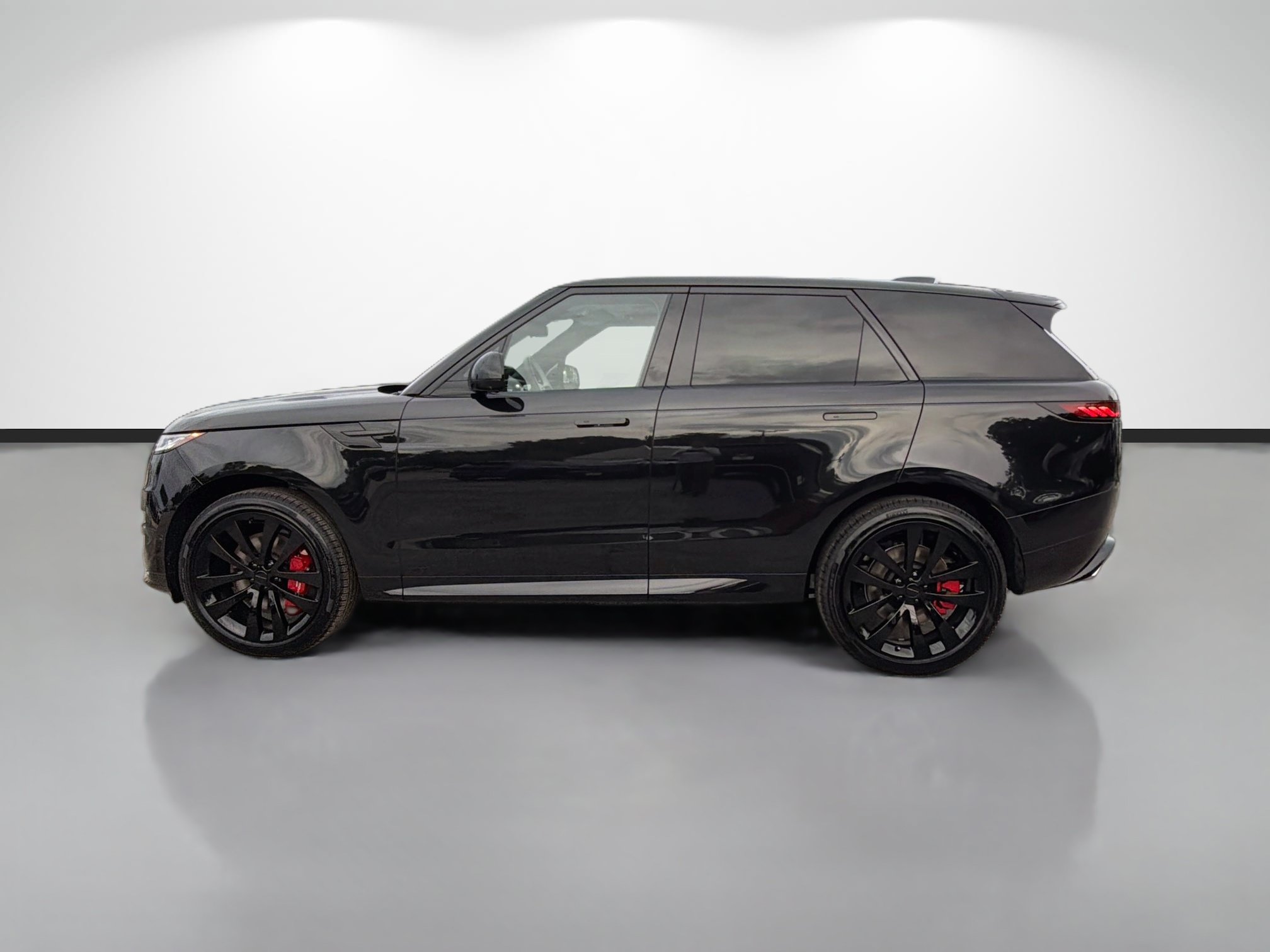 New 2027 Land Rover Range Rover Sport Dynamic SE AWD/4WD image 2