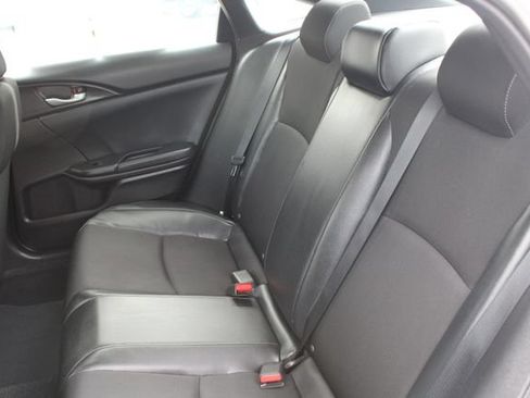 Used 2020 Honda Civic Sport image 29