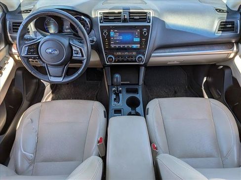 Used 2019 Subaru Outback 3.6R Limited AWD/4WD image 17