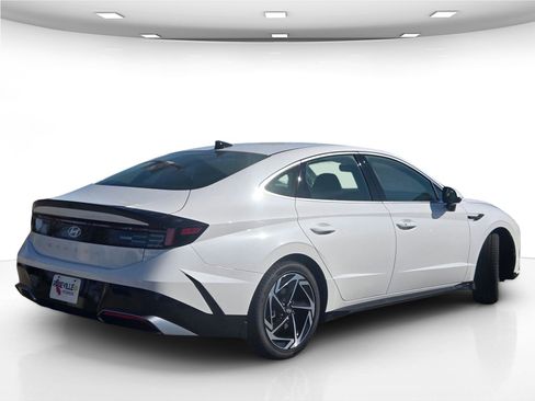 New 2026 Hyundai Sonata SEL image 8