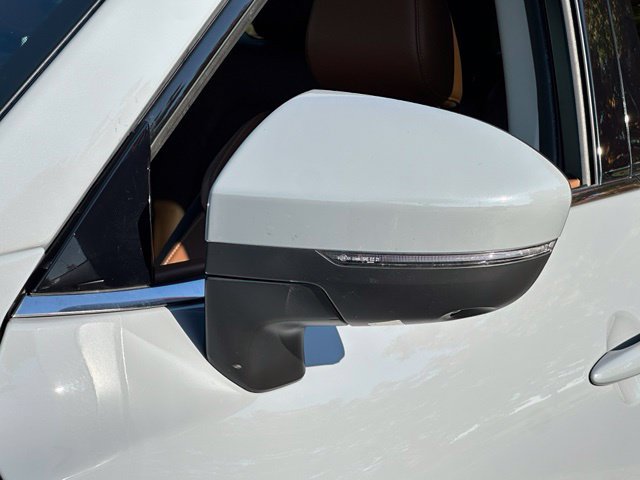 Certified 2025 Nissan Pathfinder Platinum AWD/4WD image 8