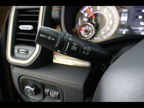 Used 2020 RAM 1500 Limited image 28