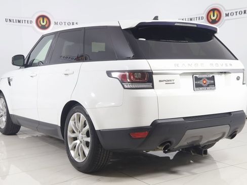 Used 2016 Land Rover Range Rover Sport SE image 4