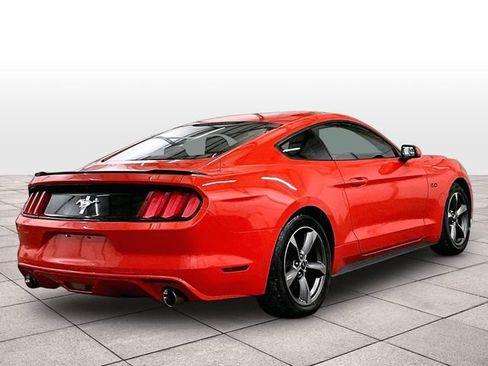 Used 2016 Ford Mustang Coupe w/ Equipment Group 051A RWD image 11