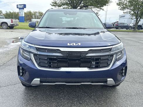 Used 2024 Kia Seltos SX w/ SX Sunroof Package AWD/4WD image 3