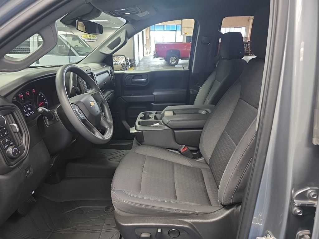 Certified 2023 Chevrolet Silverado 1500 Custom w/ LPO, Dark Essentials Package AWD/4WD image 16