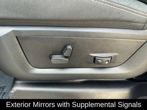 Used 2026 RAM 2500 Big Horn AWD/4WD image 17