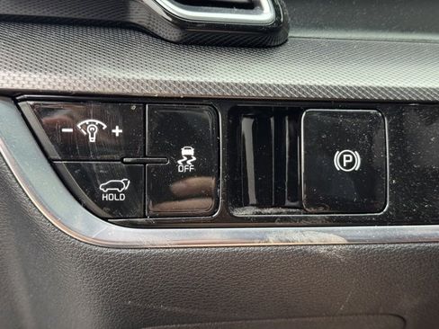 Certified 2025 Kia Sportage SX image 27