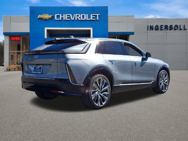 Used 2026 Cadillac Lyriq Signature Luxury w/ Nappa Leather Package AWD/4WD image 23