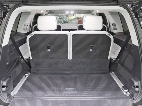 Used 2024 Rivian R1S Adventure image 36