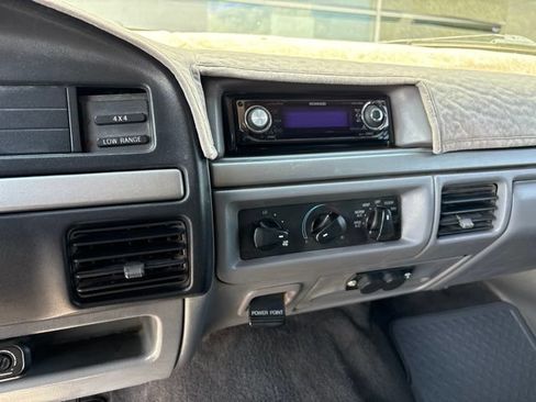 Used 1994 Ford Bronco Eddie Bauer AWD/4WD image 10