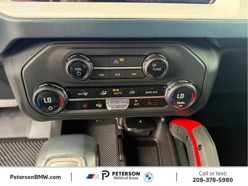 Used 2025 Ford Bronco Heritage Edition AWD/4WD image 26