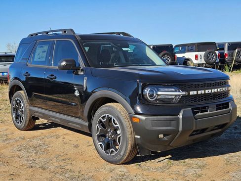 New 2025 Ford Bronco Sport Outer Banks AWD/4WD image 3
